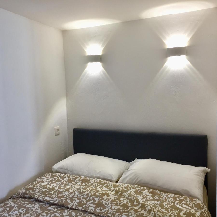 Superbe Studio Sur Le Port Et Rue Pietonne Санари-сюр-Мер Екстериор снимка