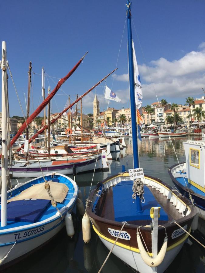 Superbe Studio Sur Le Port Et Rue Pietonne Санари-сюр-Мер Екстериор снимка